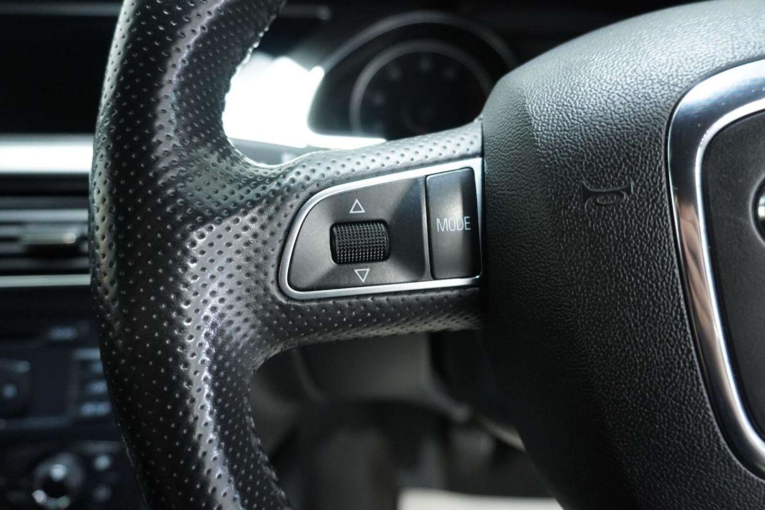 Used Audi A5 2010 for sale - 77061641: Photo 45