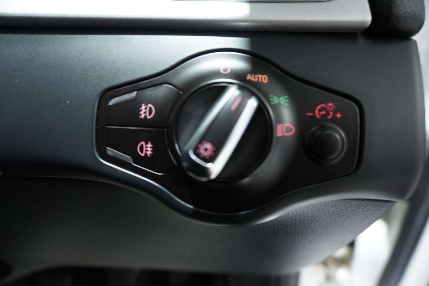 Used Audi A5 2010 for sale - 77061641: Photo 47