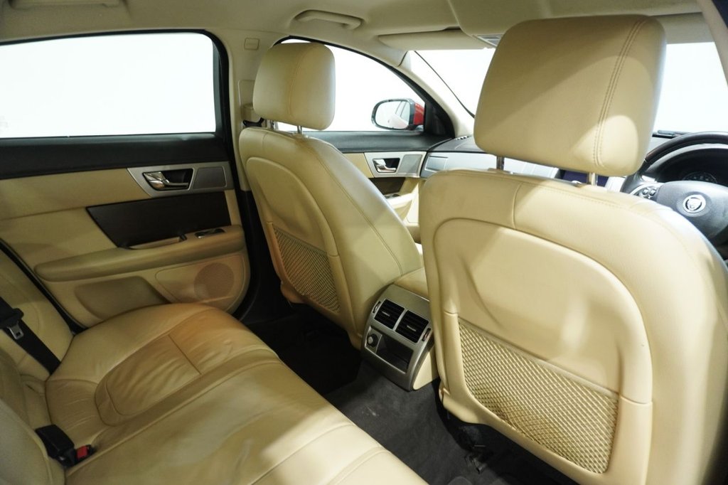 Used Jaguar XF 2012 for sale - 76820675: Photo 12