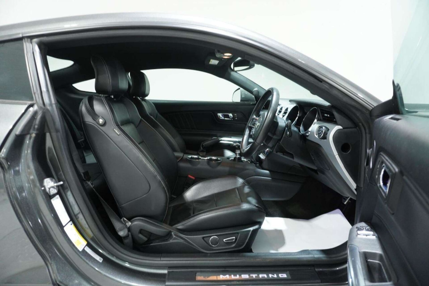 Used Ford Mustang 2016 for sale - 77061693: Photo 11