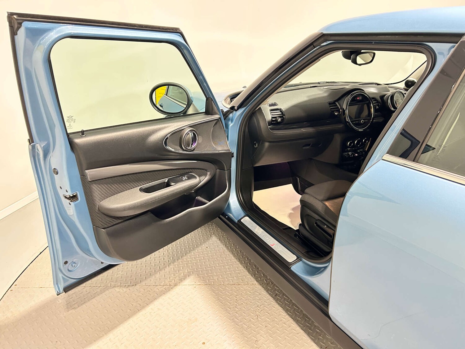 Used MINI Clubman 2017 for sale - 77172484: Photo 28