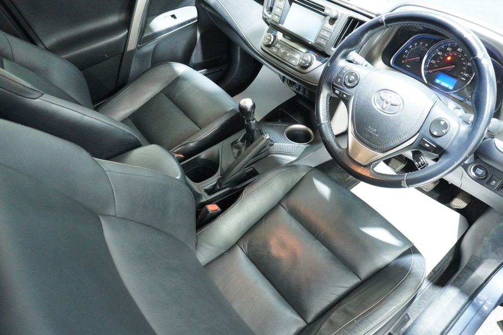 Used Toyota RAV4 2014 for sale - 76820234: Photo 10