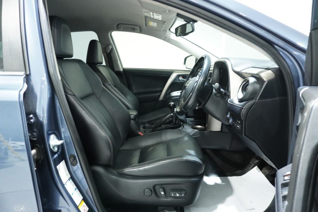 Used Toyota RAV4 2014 for sale - 76820234: Photo 12