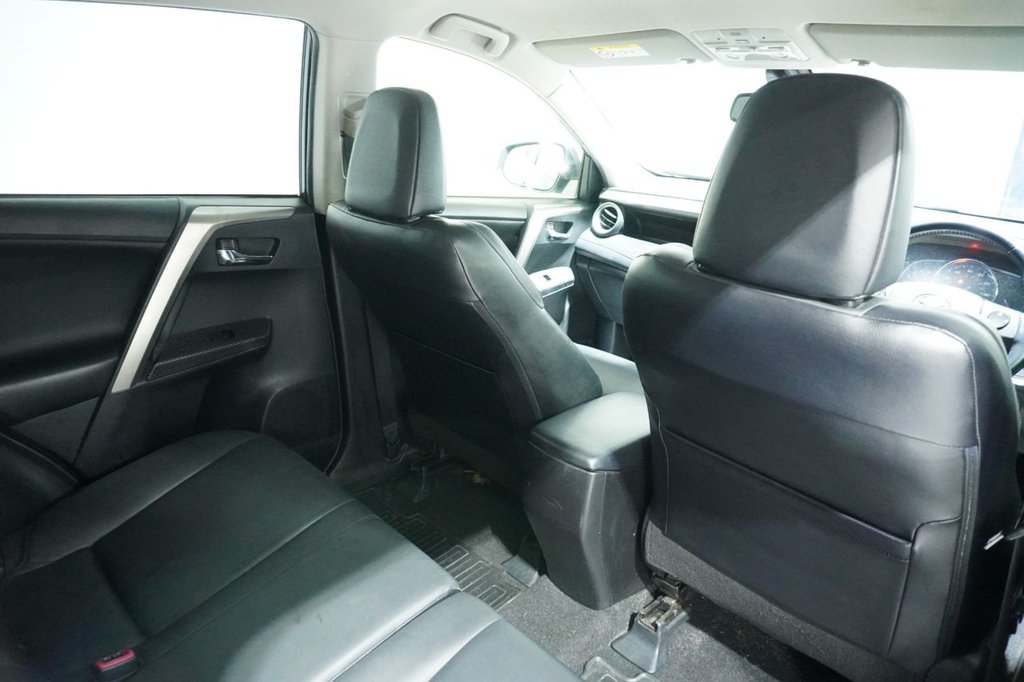 Used Toyota RAV4 2014 for sale - 76820234: Photo 15