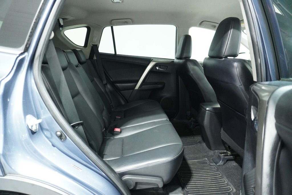 Used Toyota RAV4 2014 for sale - 76820234: Photo 16