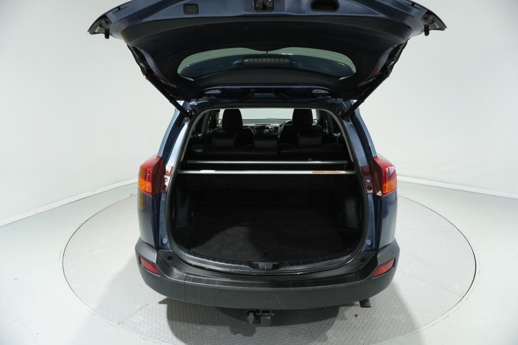 Used Toyota RAV4 2014 for sale - 76820234: Photo 21