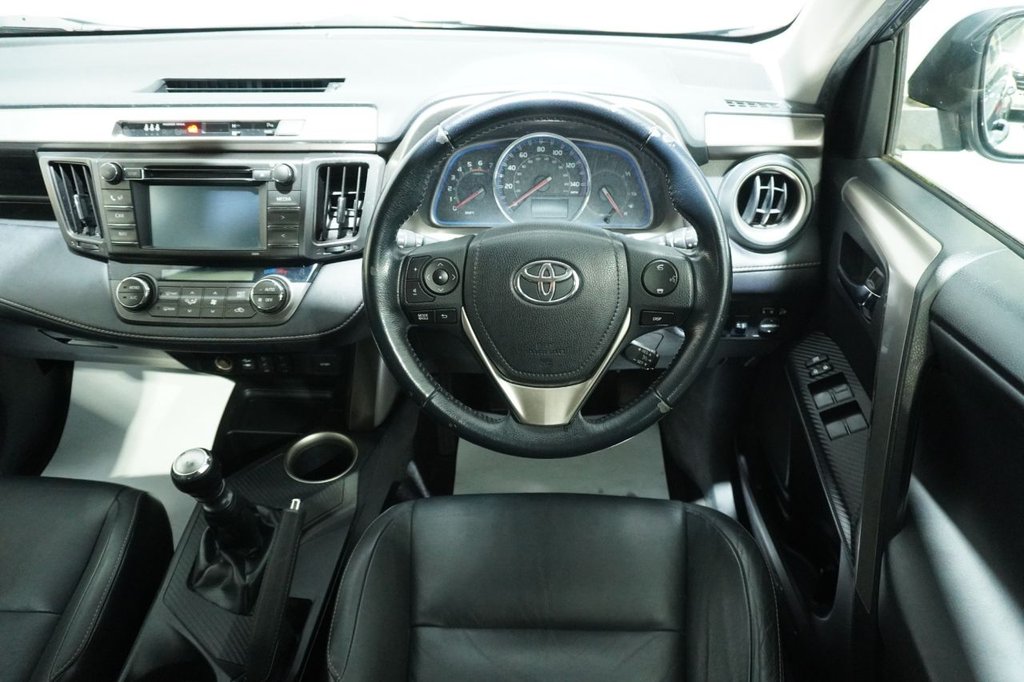 Used Toyota RAV4 2014 for sale - 76820234: Photo 34