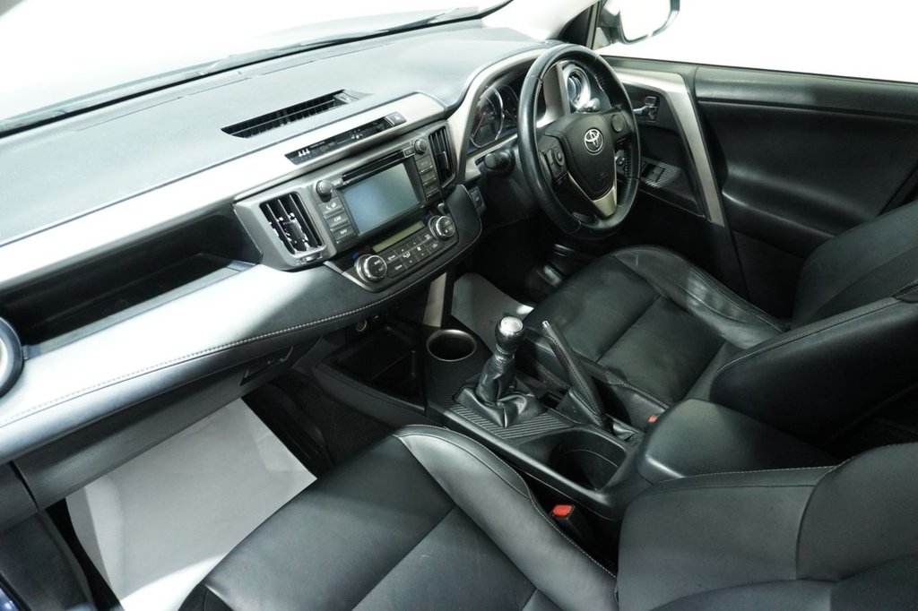 Used Toyota RAV4 2014 for sale - 76820234: Photo 45