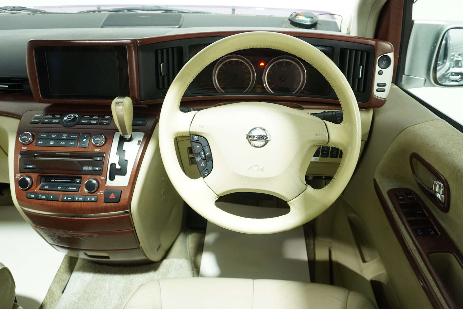 Used Nissan Elgrand 2019 for sale - 77061649: Photo 22