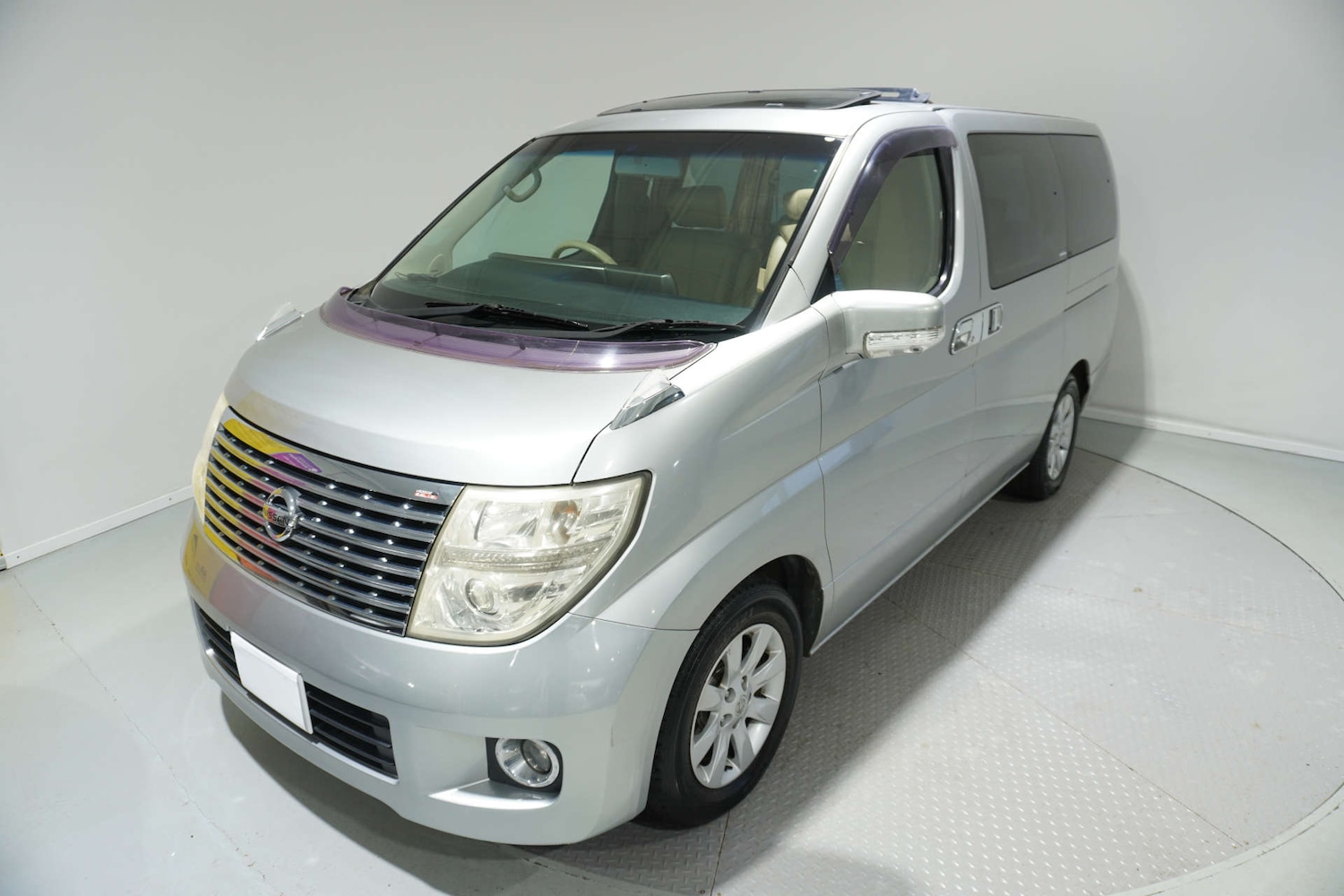 Used Nissan Elgrand 2019 for sale - 77061649: Photo 41
