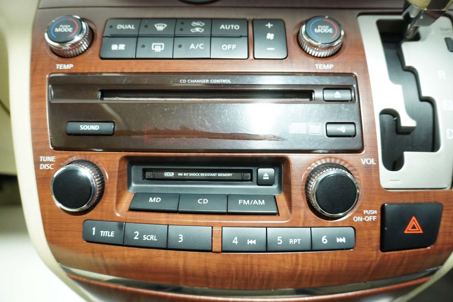 Used Nissan Elgrand 2019 for sale - 77061649: Photo 55