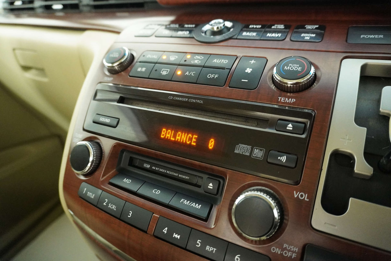 Used Nissan Elgrand 2019 for sale - 77061649: Photo 67