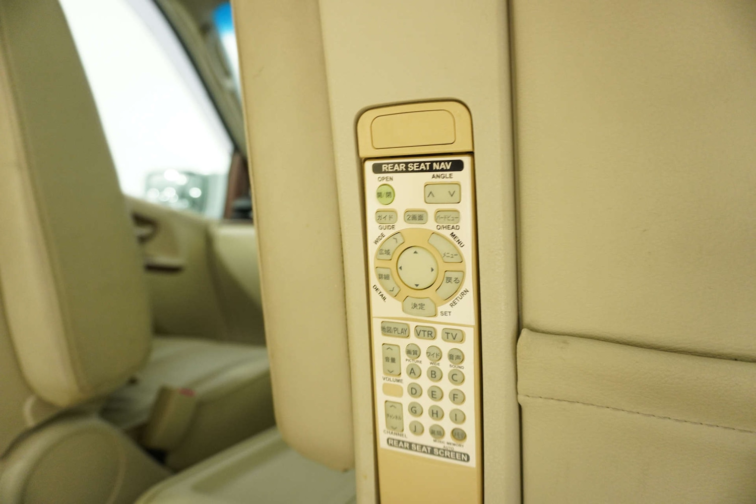 Used Nissan Elgrand 2019 for sale - 77061649: Photo 74