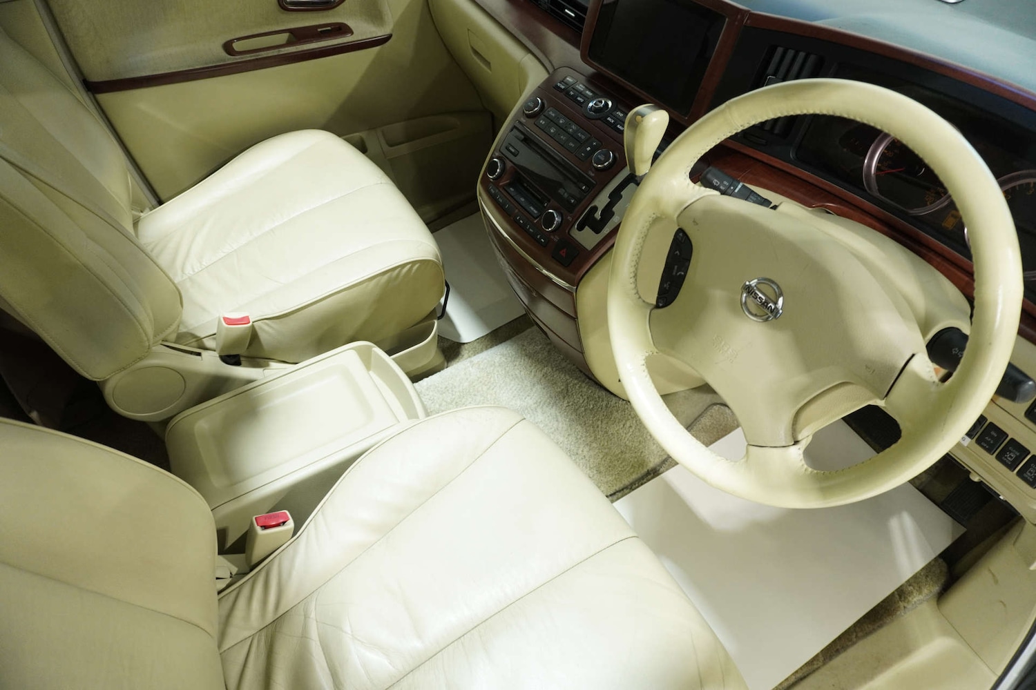 Used Nissan Elgrand 2019 for sale - 77061649: Photo 9