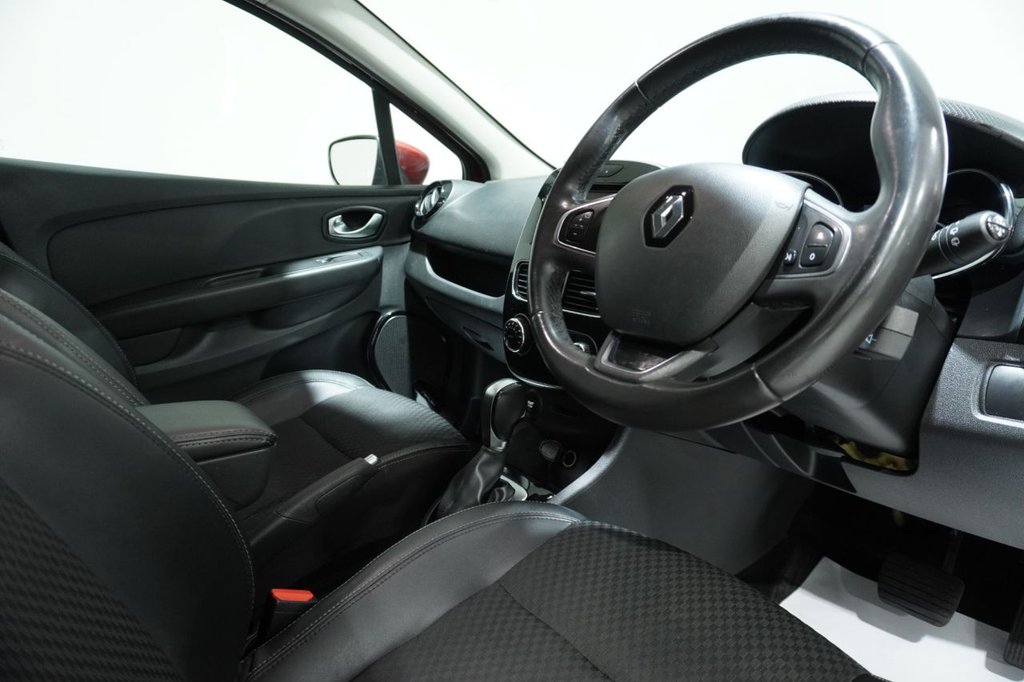 Used Renault Clio 2017 for sale - 76820664: Photo 12