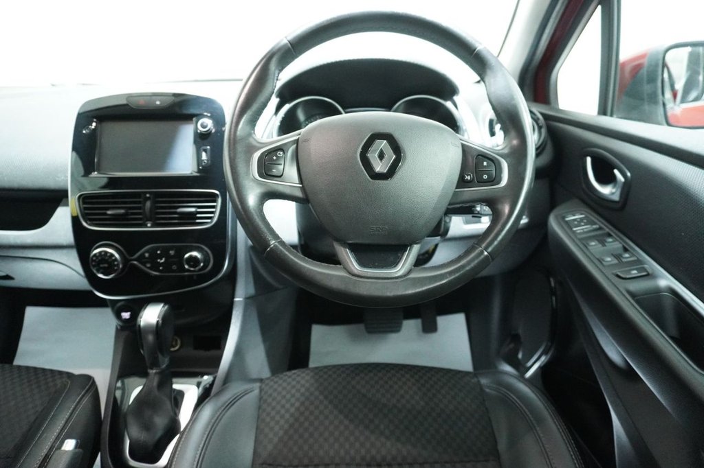 Used Renault Clio 2017 for sale - 76820664: Photo 17