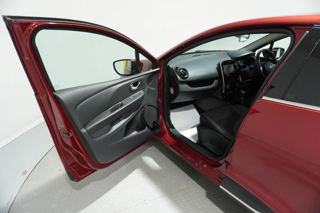 Used Renault Clio 2017 for sale - 76820664: Photo 22