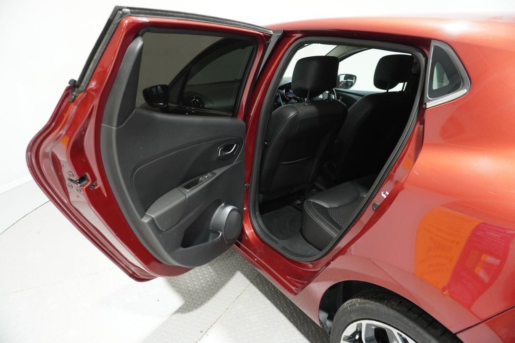 Used Renault Clio 2017 for sale - 76820664: Photo 23