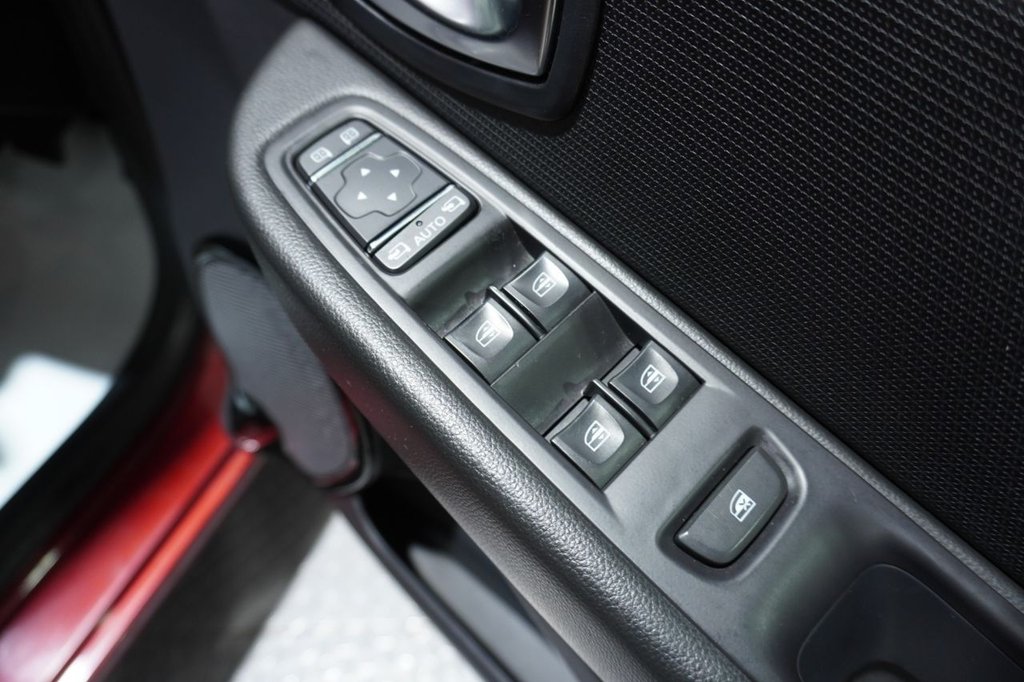 Used Renault Clio 2017 for sale - 76820664: Photo 47