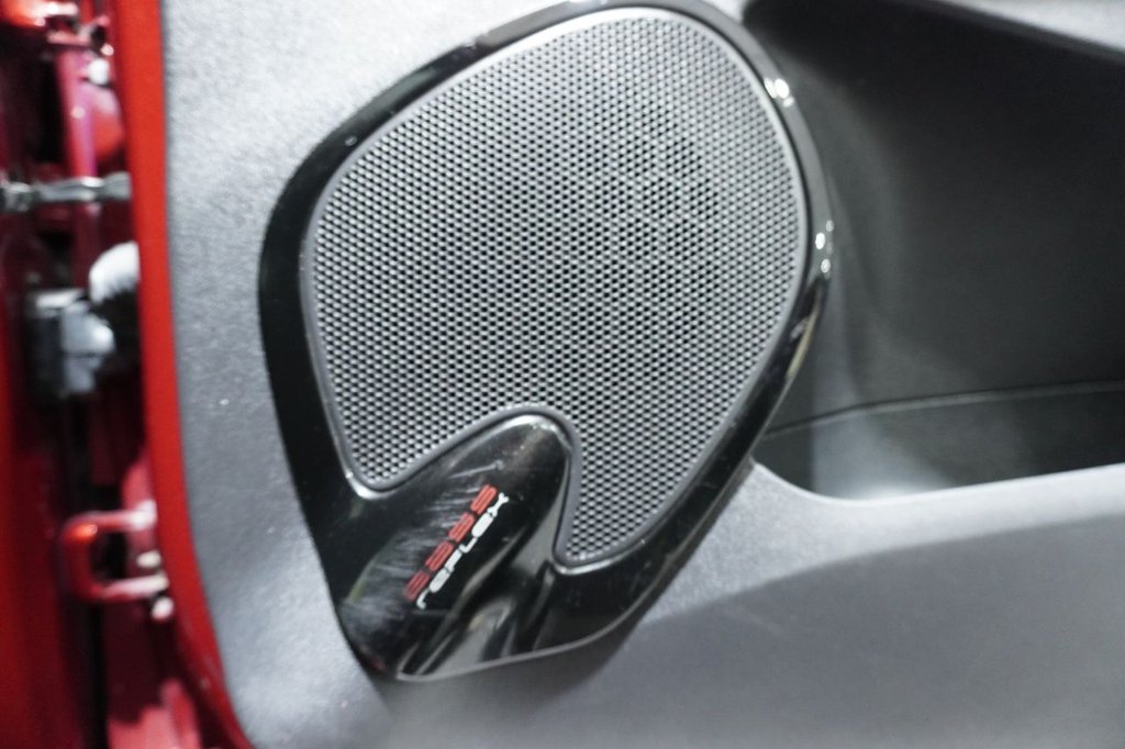 Used Renault Clio 2017 for sale - 76820664: Photo 48