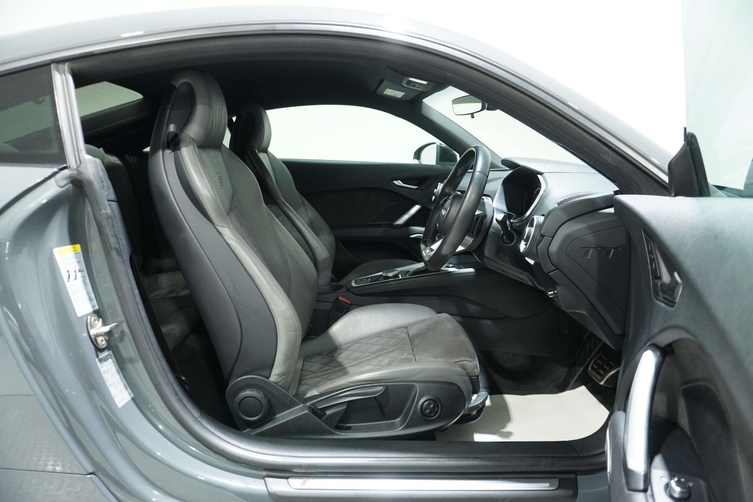 Used Audi TT 2017 for sale - 77139208: Photo 12