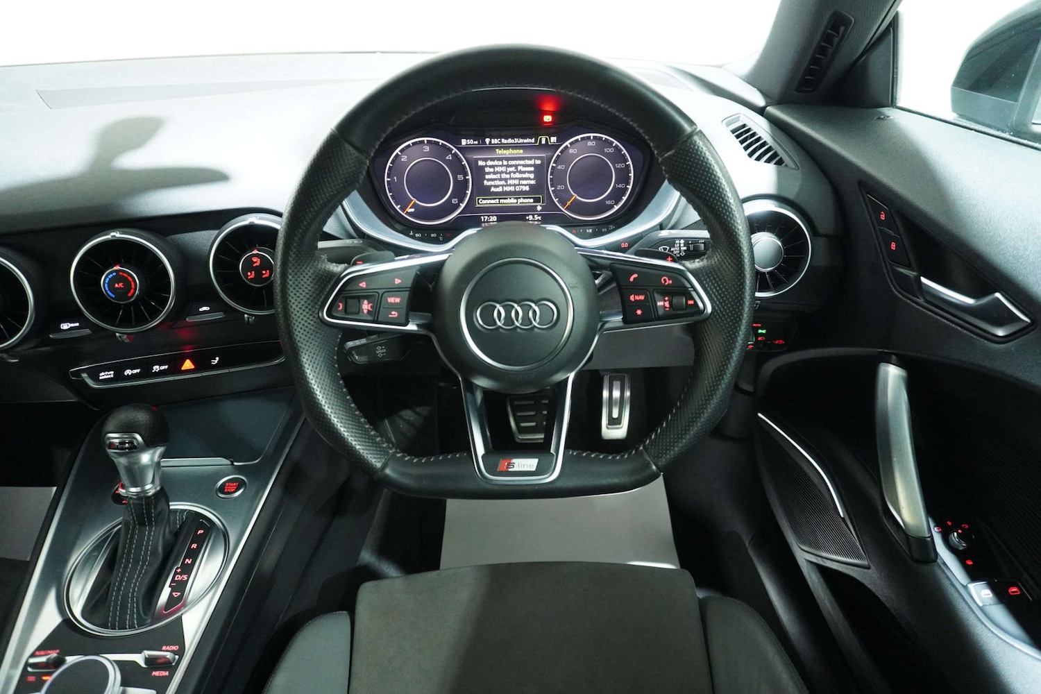 Used Audi TT 2017 for sale - 77139208: Photo 30