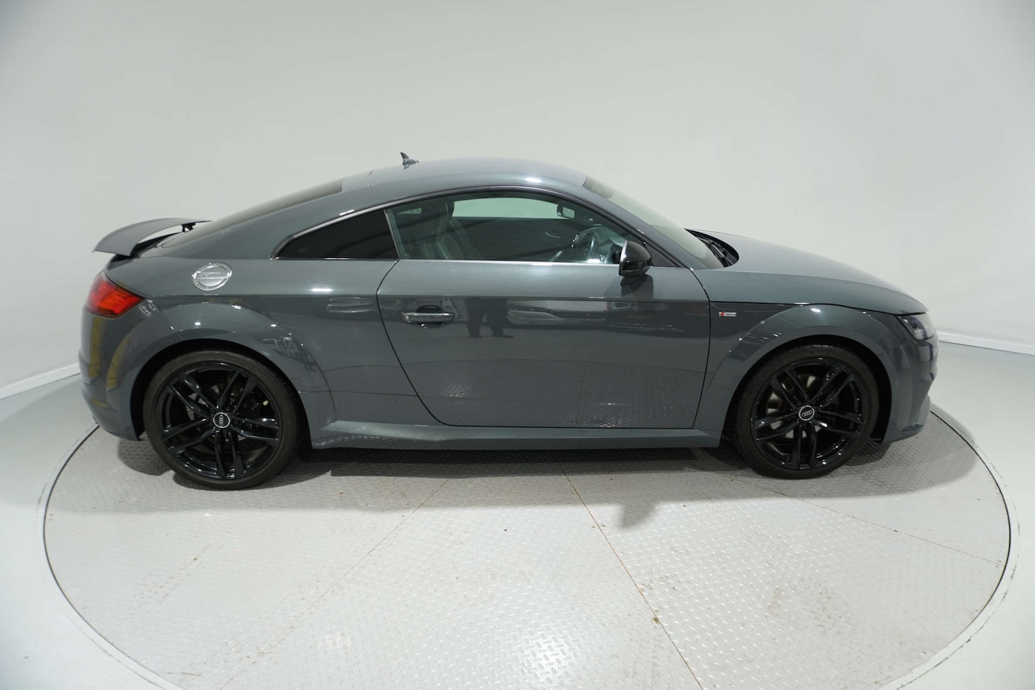 Used Audi TT 2017 for sale - 77139208: Photo 6