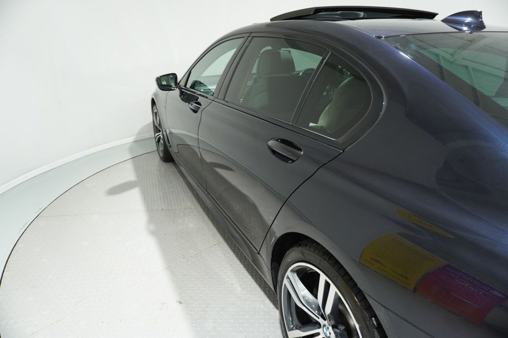 Used BMW 7 Series 2015 for sale - 76820392: Photo 21