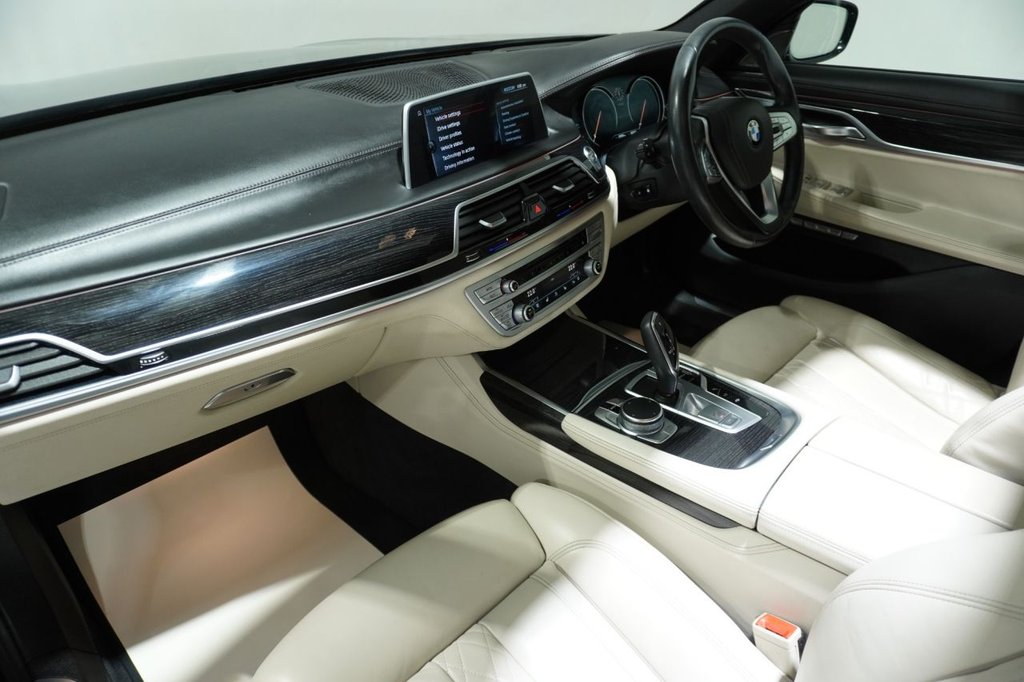 Used BMW 7 Series 2015 for sale - 76820392: Photo 41