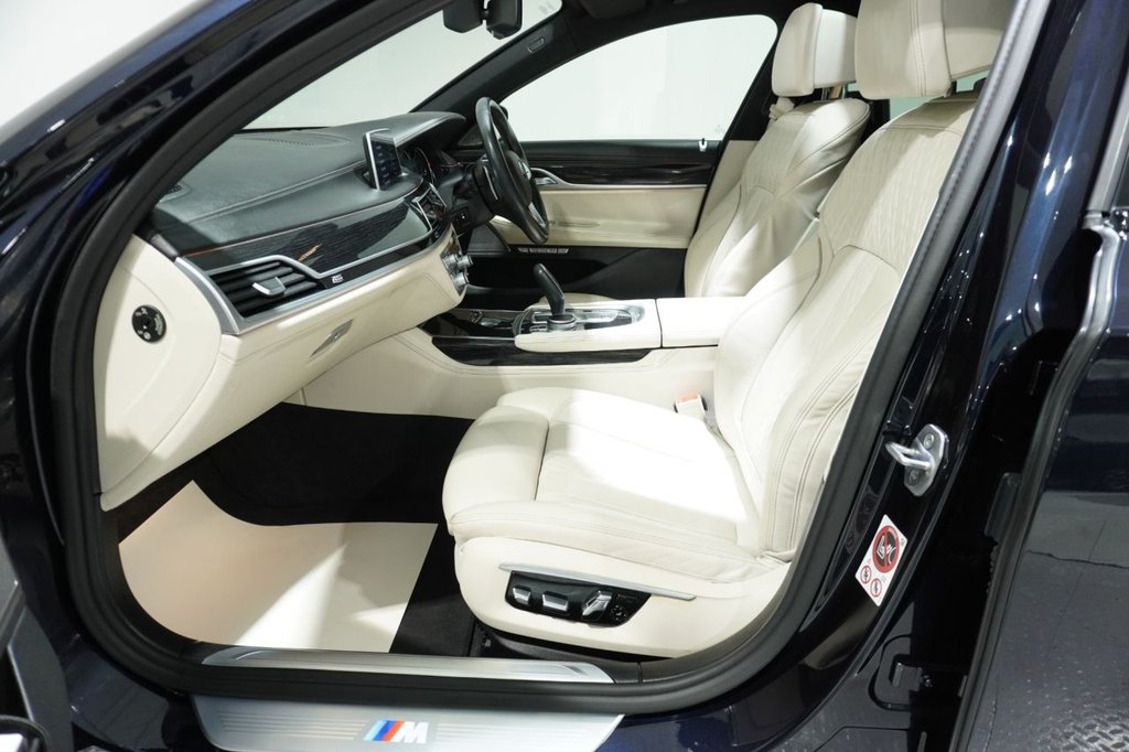 Used BMW 7 Series 2015 for sale - 76820392: Photo 43