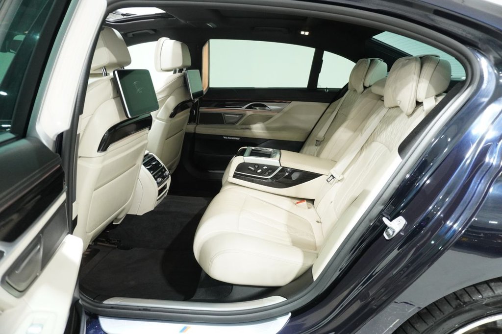 Used BMW 7 Series 2015 for sale - 76820392: Photo 48