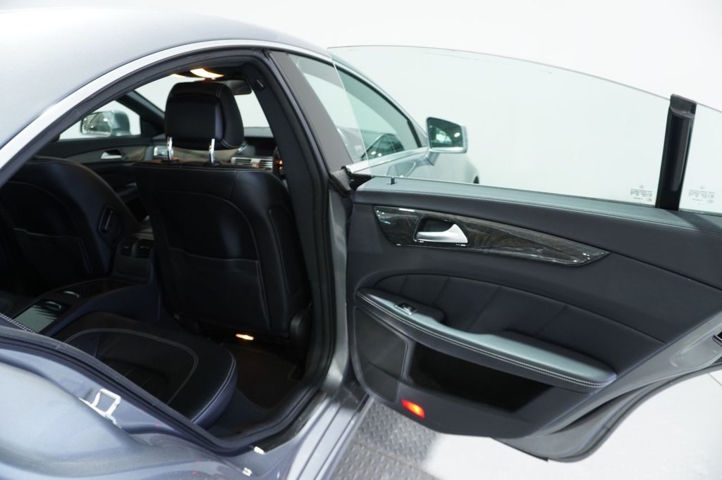 Used Mercedes-Benz CLS 2013 for sale - 76820509: Photo 27