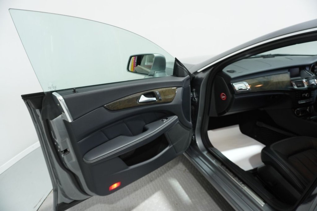 Used Mercedes-Benz CLS 2013 for sale - 76820509: Photo 28