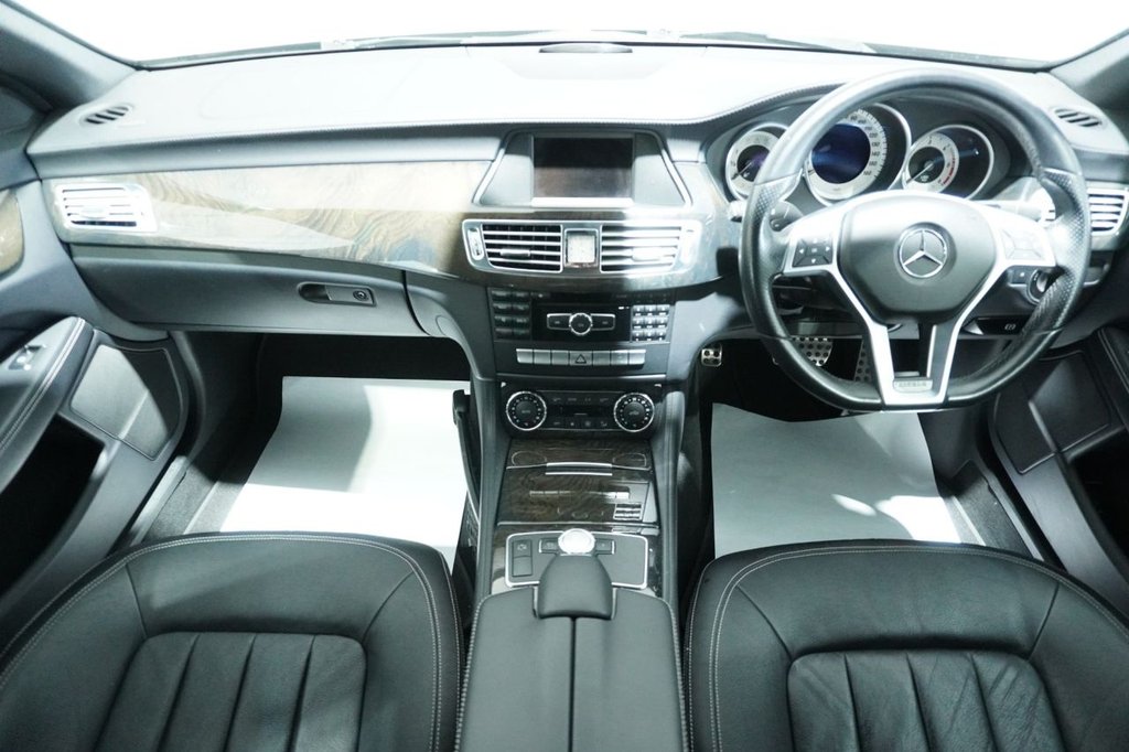 Used Mercedes-Benz CLS 2013 for sale - 76820509: Photo 32