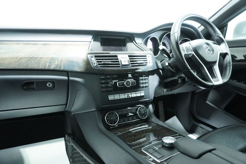 Used Mercedes-Benz CLS 2013 for sale - 76820509: Photo 33