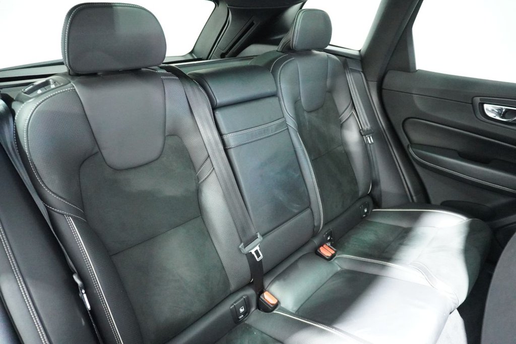 Used Volvo XC60 2018 for sale - 76820246: Photo 13