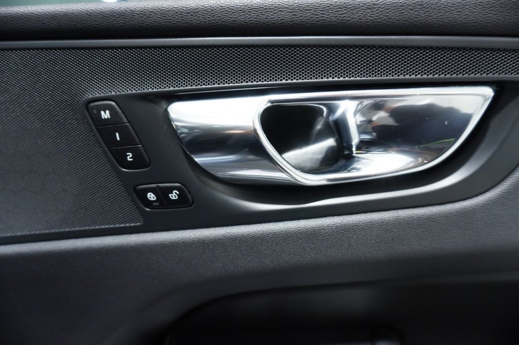 Used Volvo XC60 2018 for sale - 76820246: Photo 36