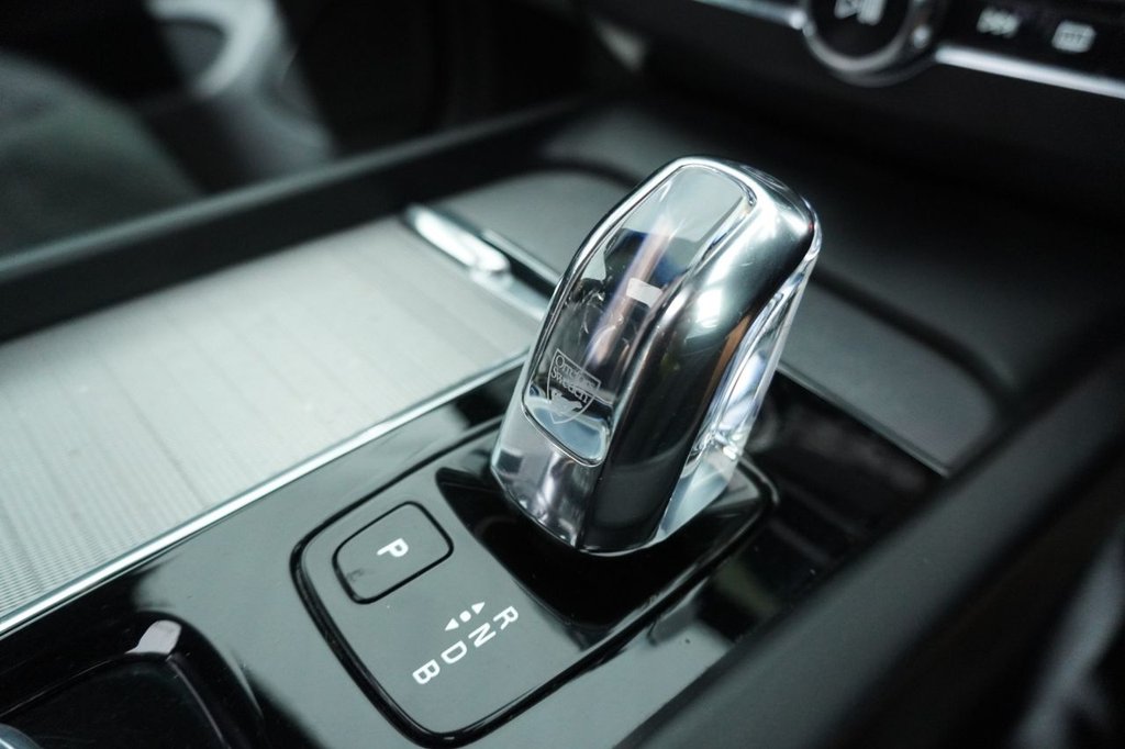 Used Volvo XC60 2018 for sale - 76820246: Photo 43