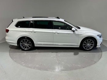 Used Volkswagen Passat 2017 for sale - 78094528: Photo