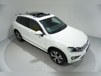 Used Volkswagen Touareg 2016 for sale - 78272796: Photo