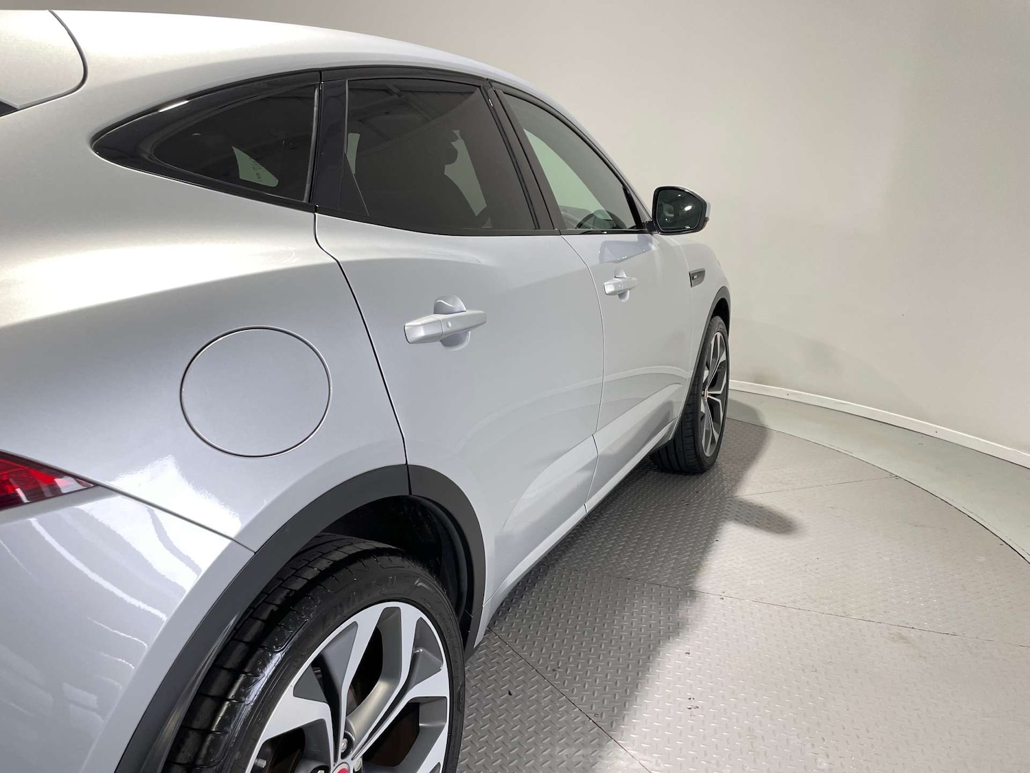 Used Jaguar E-Pace 2020 for sale - 77974178: Photo 10