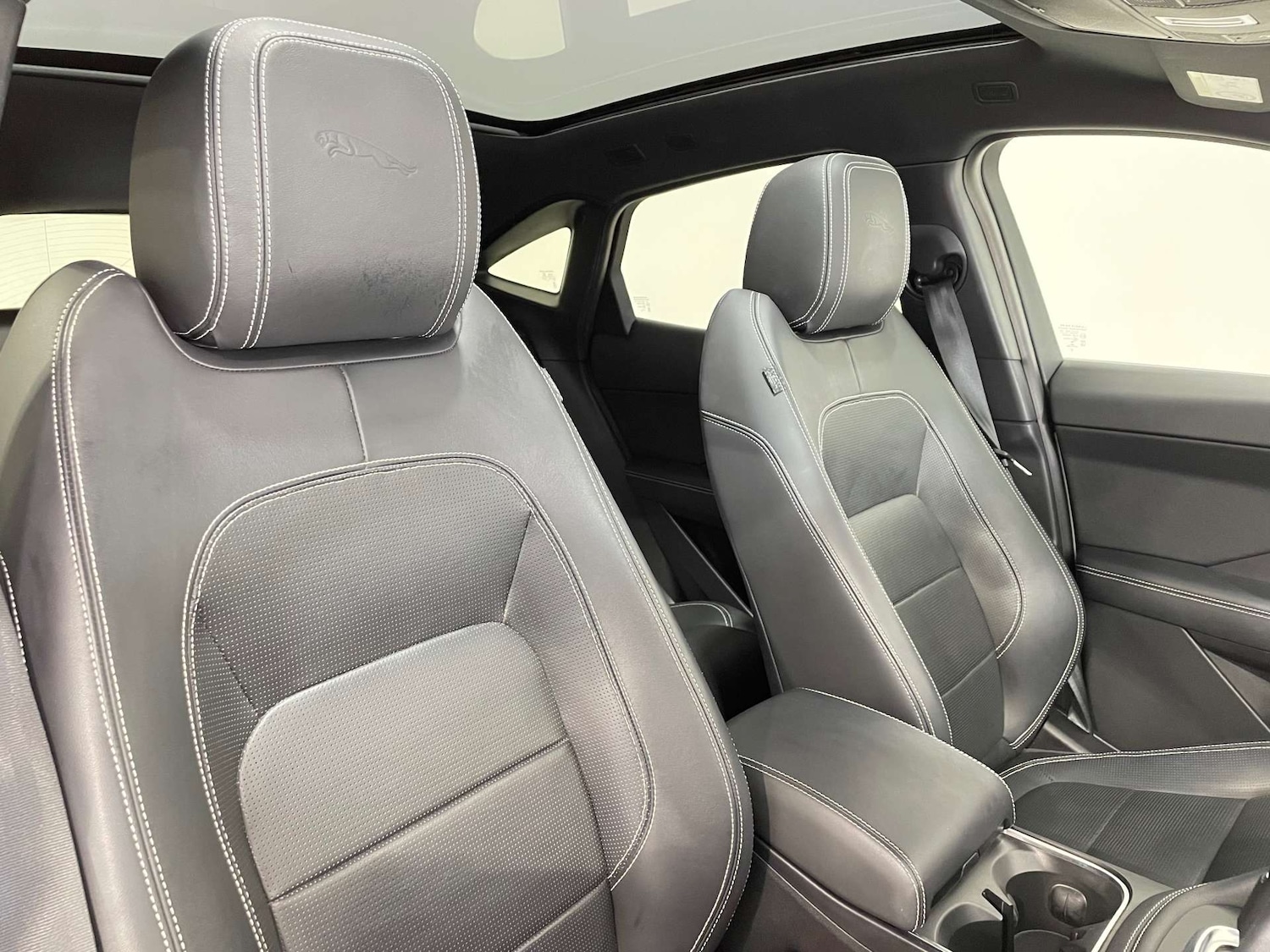 Used Jaguar E-Pace 2020 for sale - 77974178: Photo 28