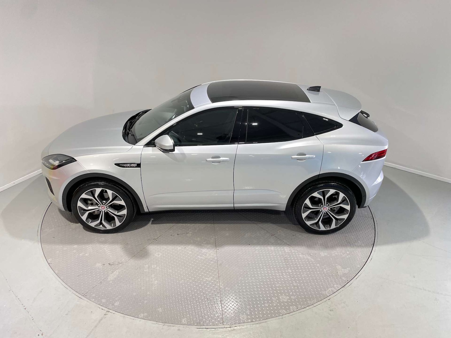 Used Jaguar E-Pace 2020 for sale - 77974178: Photo 35