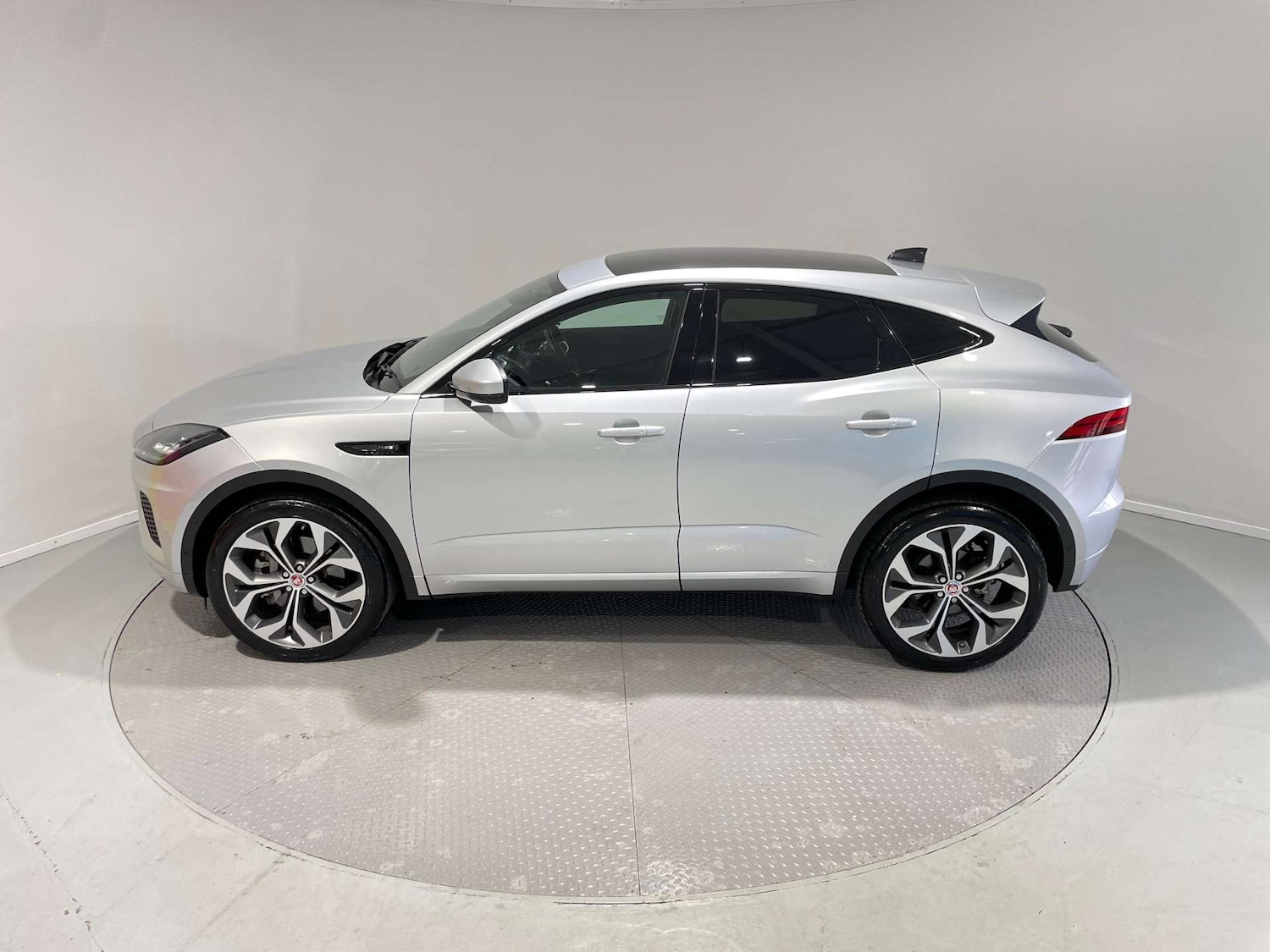 Used Jaguar E-Pace 2020 for sale - 77974178: Photo 36