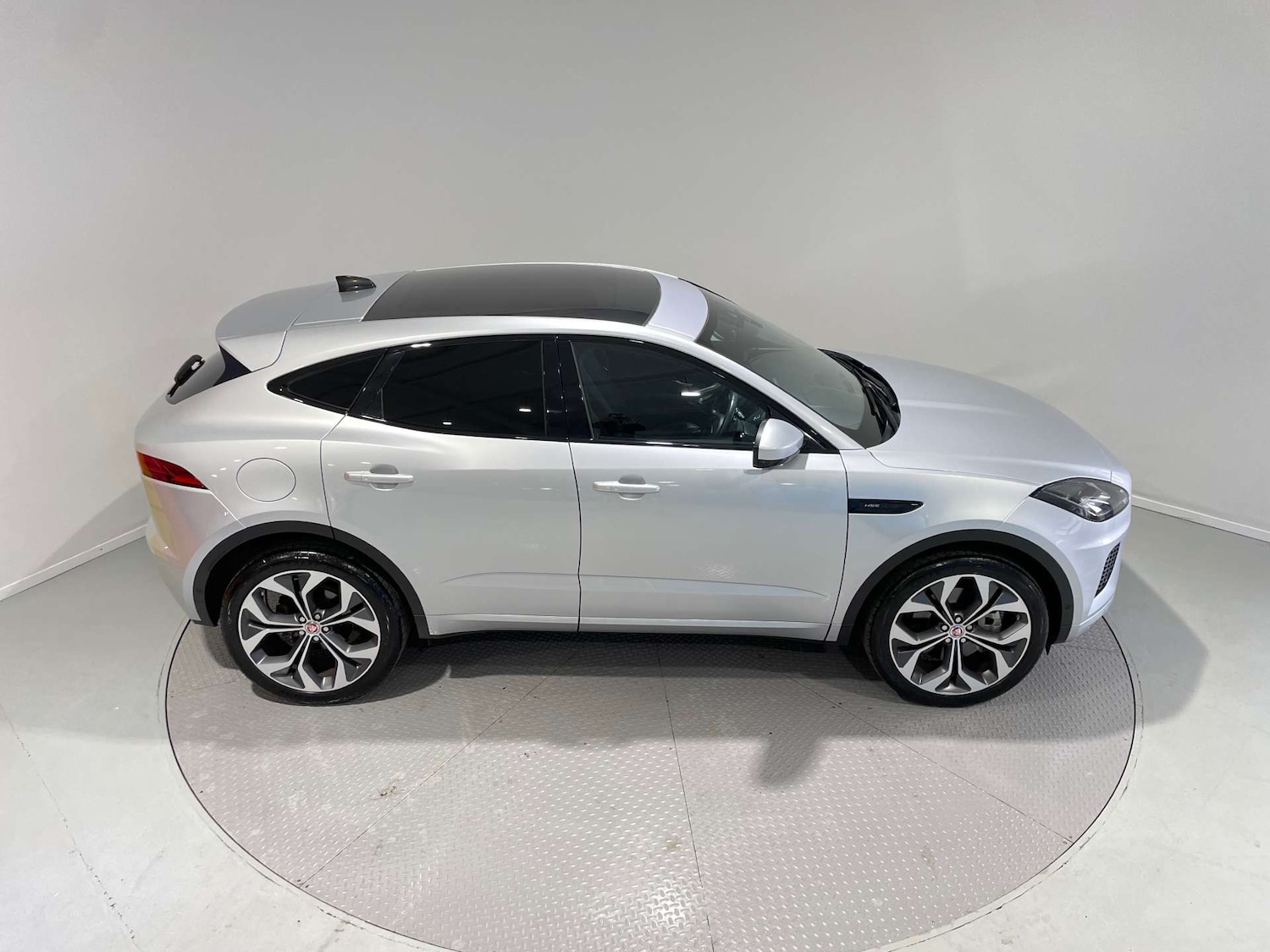 Used Jaguar E-Pace 2020 for sale - 77974178: Photo 4