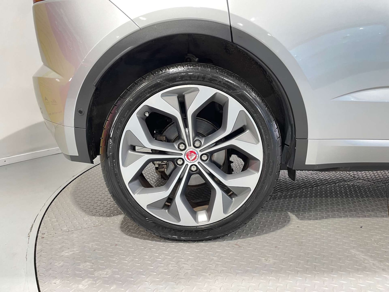 Used Jaguar E-Pace 2020 for sale - 77974178: Photo 5