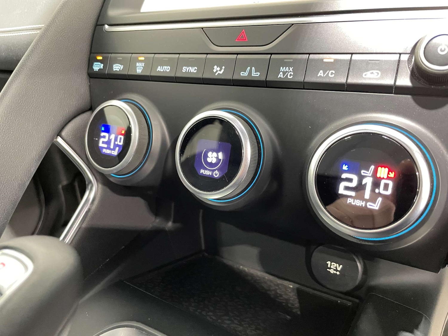 Used Jaguar E-Pace 2020 for sale - 77974178: Photo 66