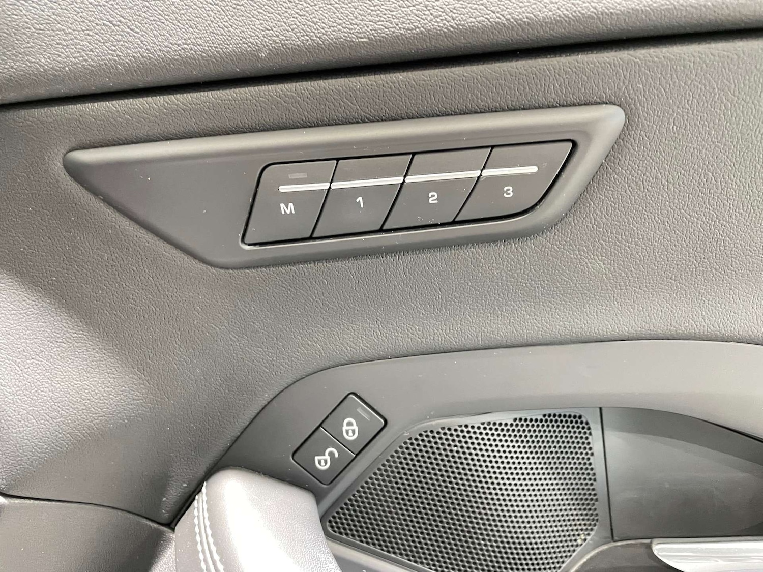 Used Jaguar E-Pace 2020 for sale - 77974178: Photo 73