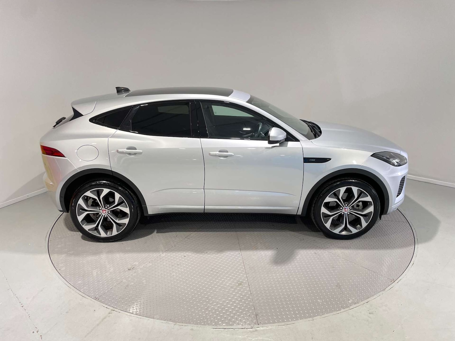 Used Jaguar E-Pace 2020 for sale - 77974178: Photo 9
