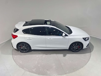 Used Ford Focus 2020 for sale - 77950356: Photo